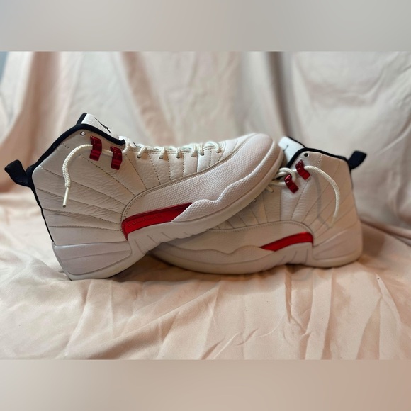 Nike Air Jordan 12 Twist Size 9 CT8013–106 OG XII Cherry Red White Playoff